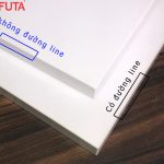 mẫu tủ bếp acrylic không đường viền UMA01