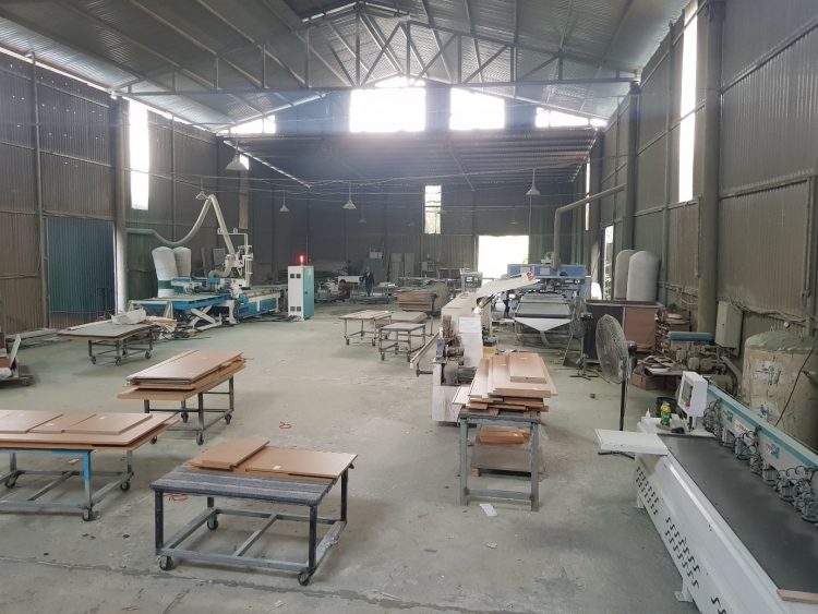 Xưởng đóng tủ bếp gỗ công nghiệp của Vifuta 